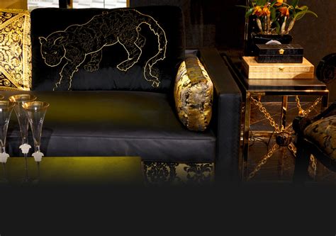 versace wallpaper iphone|versace wallpaper home decor.